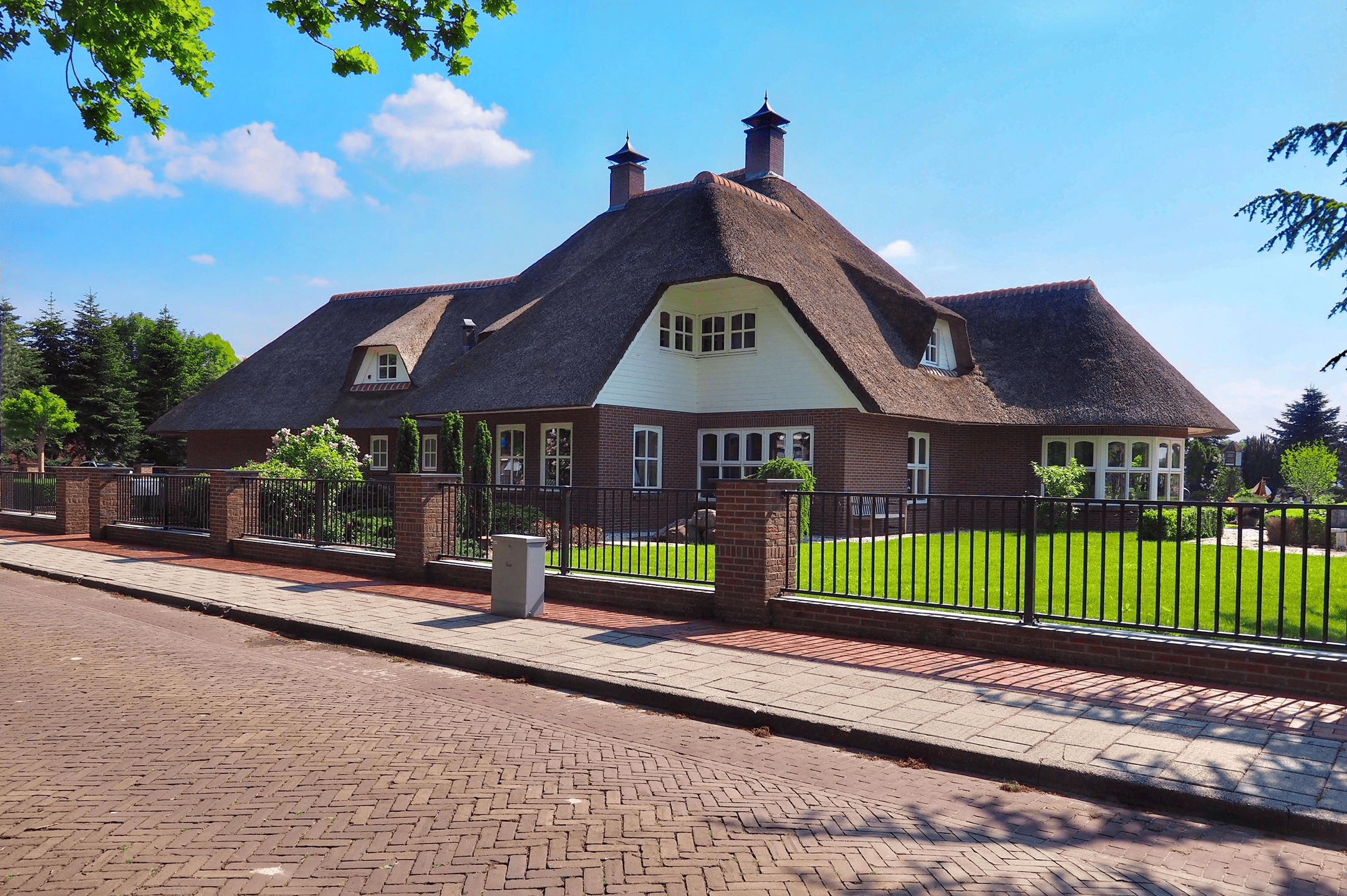 Voorkant huis op Apollolaan 11